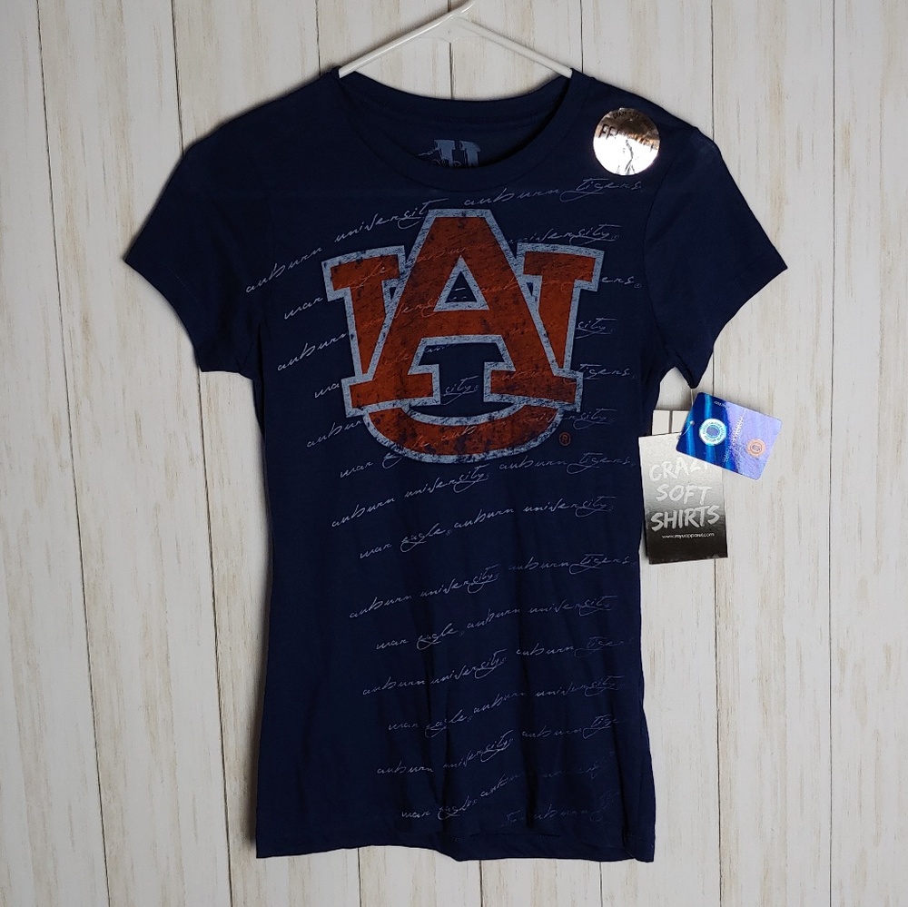 NWT! Women's Auburn Tigers fan tee
